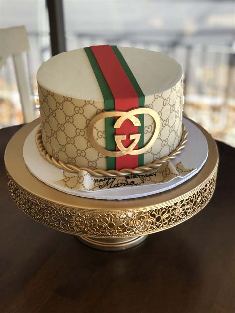 black gucci cake|Gucci birthday cake decorating ideas.